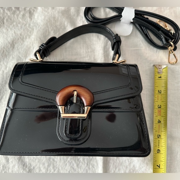 Black Patent Purse with Removable Shoulder Strap - Picture 4 of 9